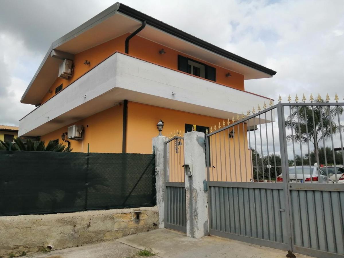 Villa Caterina Solarino المظهر الخارجي الصورة